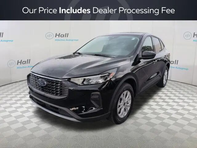 2025 Ford Escape Active — photo 1 of 26