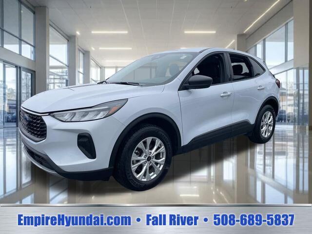 2025 Ford Escape Active — photo 1 of 26