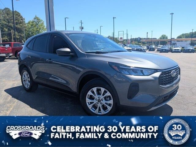 2025 Ford Escape Active — photo 1 of 13