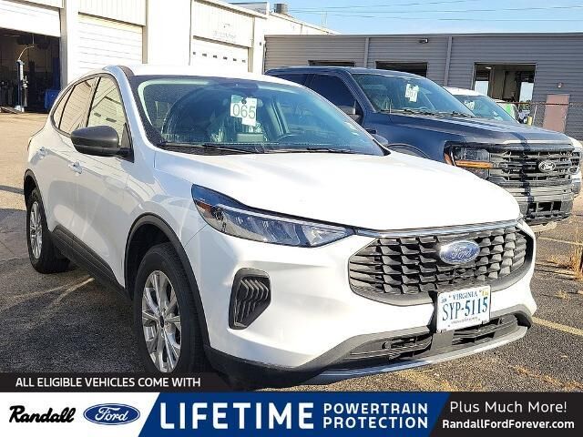 2025 Ford Escape Active — photo 1 of 5