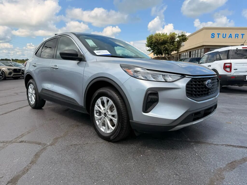 2023 Ford Escape Active — photo 1 of 39