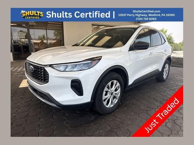 2023 Ford Escape Active — photo 1 of 12
