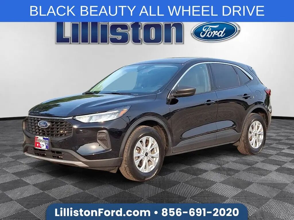 2023 Ford Escape Active — photo 1 of 38