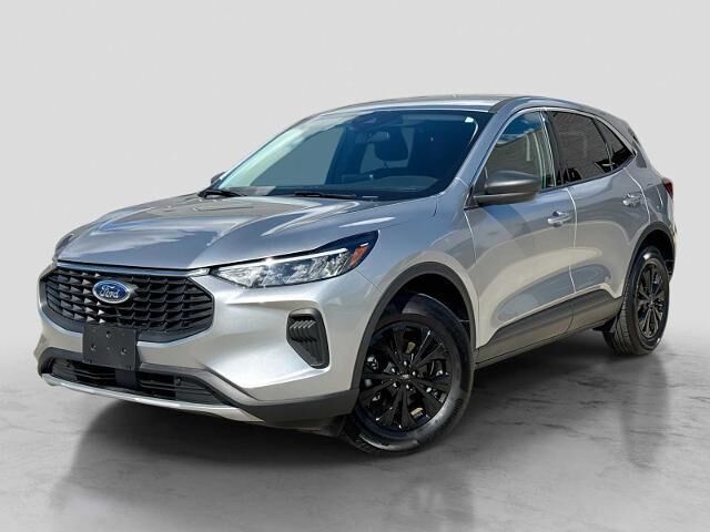 2023 Ford Escape Active — photo 1 of 13