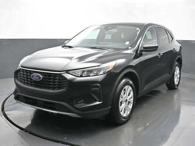 2024 Ford Escape Active — photo 1 of 13