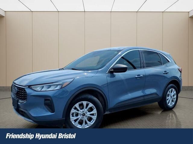 2024 Ford Escape Active — photo 1 of 2