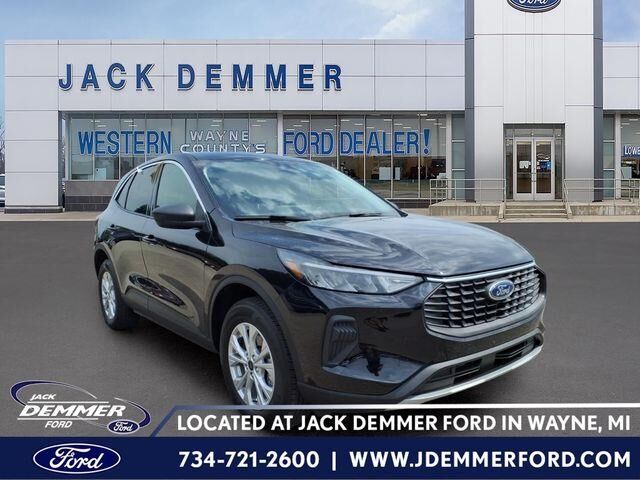 2024 Ford Escape Active — photo 1 of 13