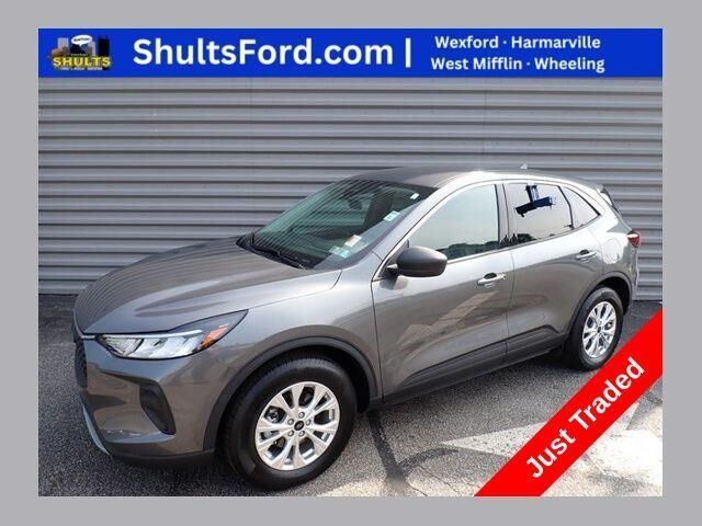 2023 Ford Escape Active — photo 1 of 25