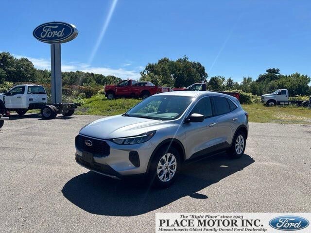 2023 Ford Escape Active — photo 1 of 26
