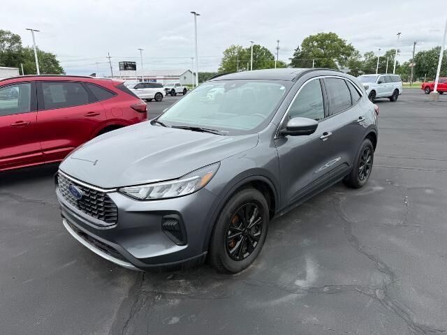 2024 Ford Escape Active — photo 1 of 25