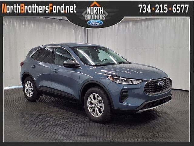2024 Ford Escape Active — photo 1 of 13
