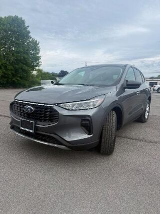 2025 Ford Escape Active — photo 1 of 13