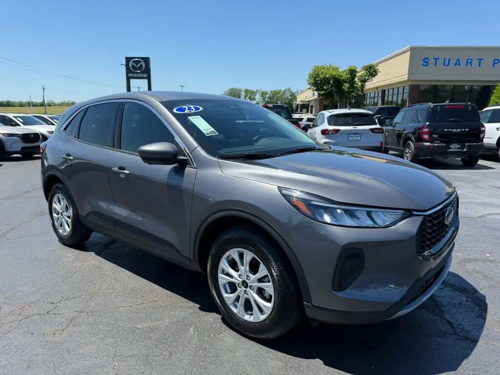 2023 Ford Escape Active — photo 1 of 39