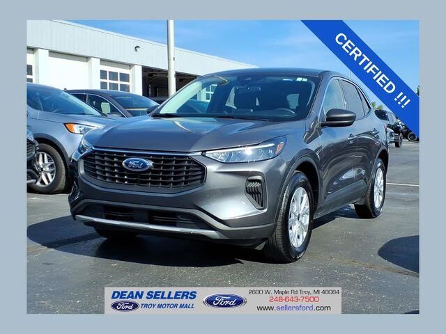 2023 Ford Escape Active — photo 1 of 39