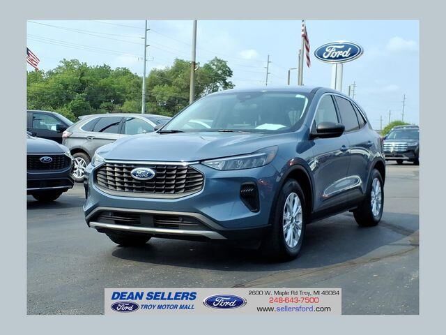 2023 Ford Escape Active — photo 1 of 39
