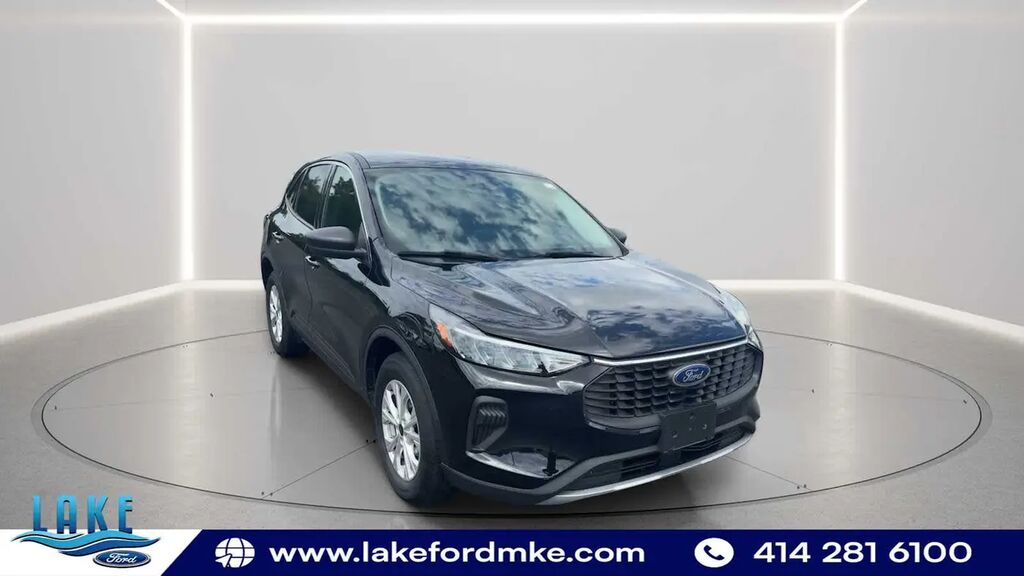 2023 Ford Escape Active — photo 1 of 39