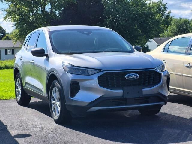 2024 Ford Escape Active — photo 1 of 24