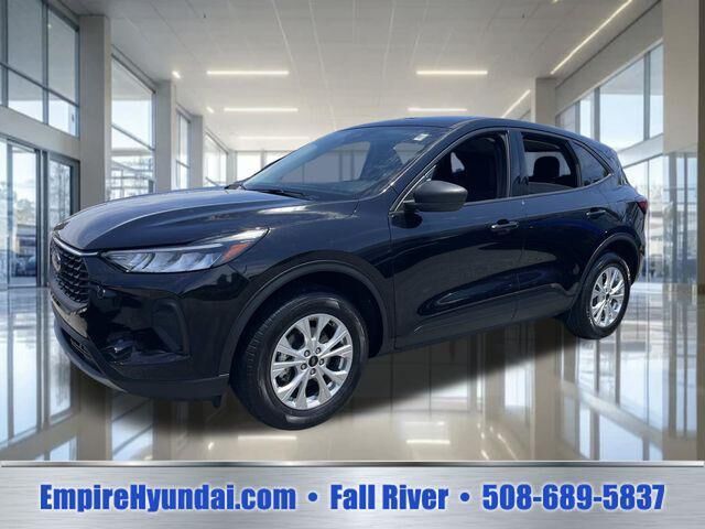 2025 Ford Escape Active — photo 1 of 13
