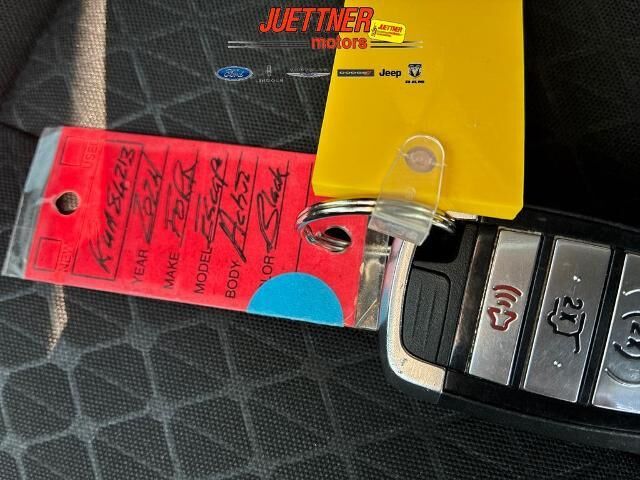 2024 Ford Escape Active — photo 1 of 15