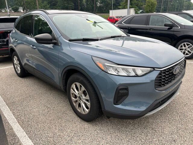 2023 Ford Escape Active — photo 1 of 13