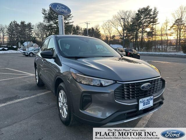 2023 Ford Escape Active — photo 1 of 13