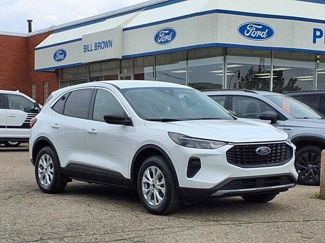 2024 Ford Escape Active — photo 1 of 26