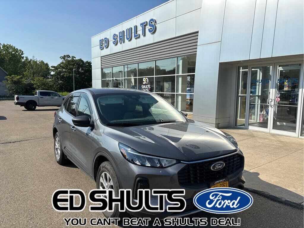 2024 Ford Escape Active — photo 1 of 1
