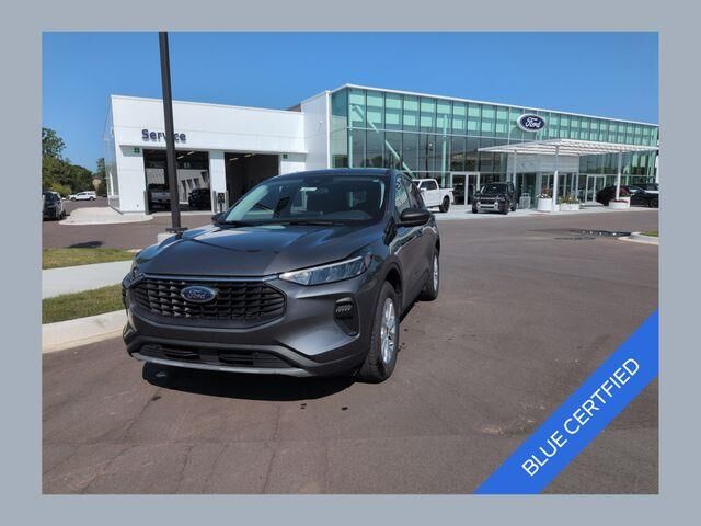 2025 Ford Escape Active — photo 1 of 27