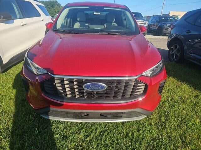 2023 Ford Escape Active — photo 1 of 26