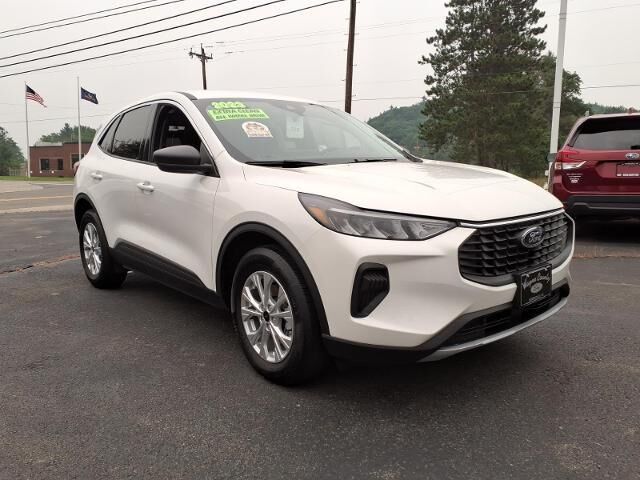 2023 Ford Escape Active — photo 1 of 26