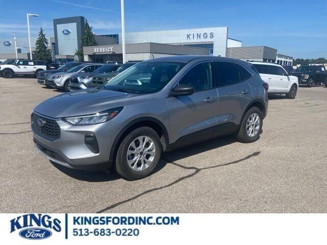 2023 Ford Escape Active — photo 1 of 16