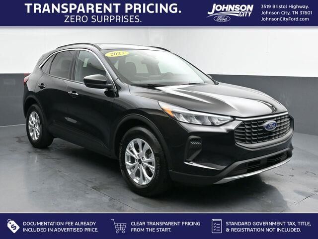 2023 Ford Escape Active — photo 1 of 26
