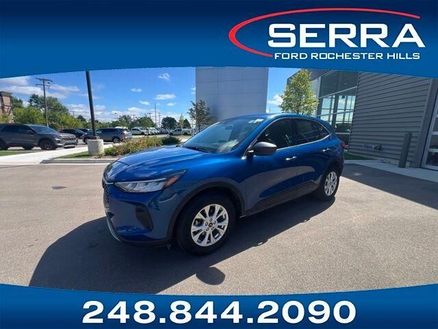 2023 Ford Escape Active — photo 1 of 26