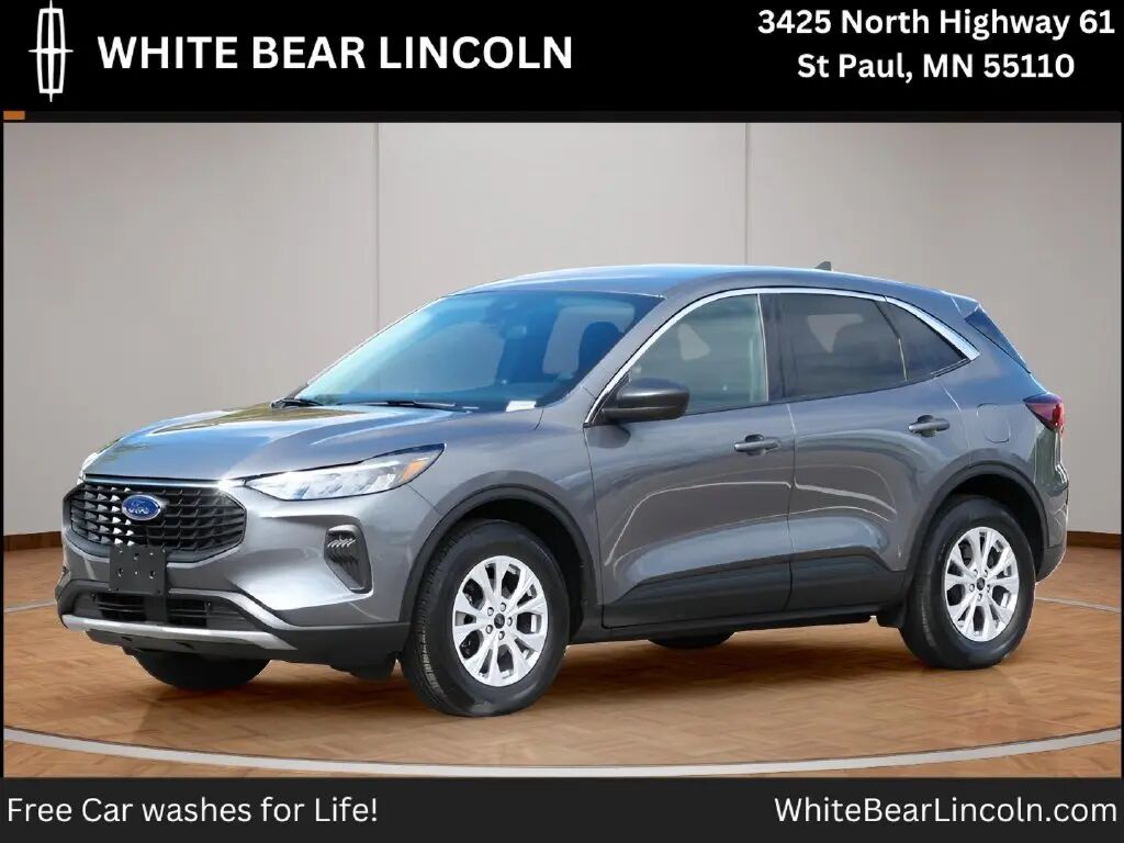 2024 Ford Escape Active — photo 1 of 13