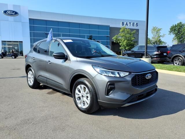 2025 Ford Escape Active — photo 1 of 13