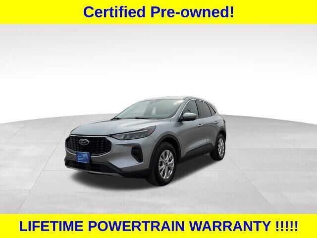 2023 Ford Escape Active — photo 1 of 26