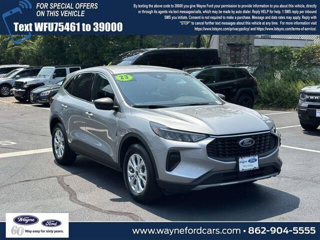 2023 Ford Escape Active — photo 1 of 26