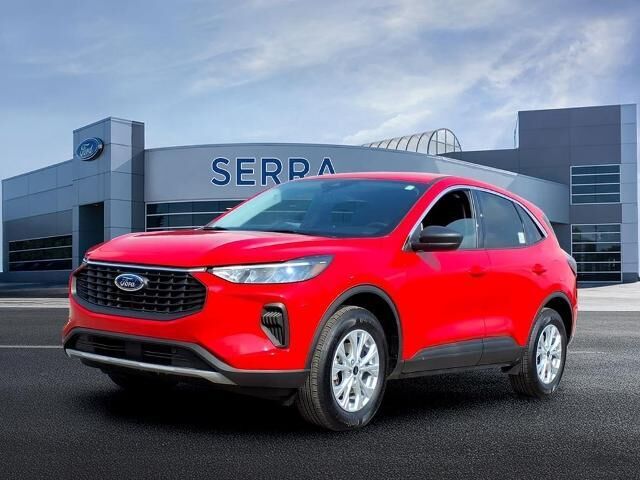 2024 Ford Escape Active — photo 1 of 26