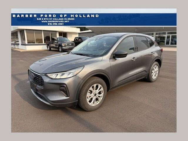 2025 Ford Escape Active — photo 1 of 26