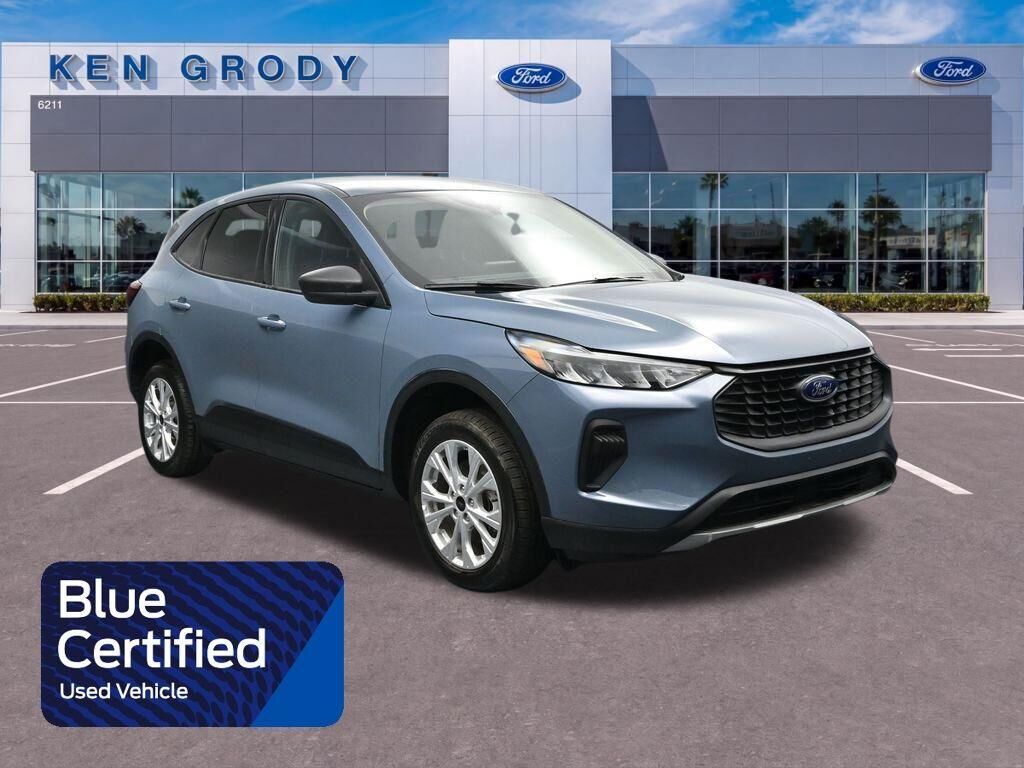 2025 Ford Escape Active — photo 1 of 27