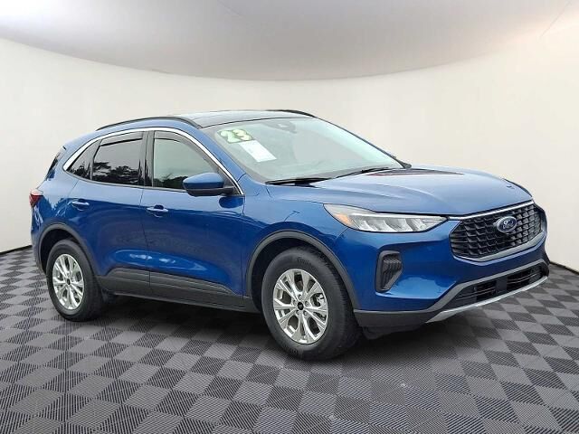 2023 Ford Escape Active — photo 1 of 39