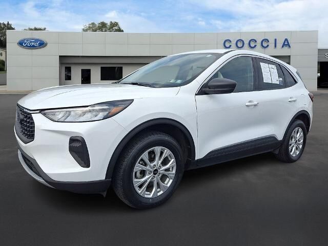 2023 Ford Escape Active — photo 1 of 39