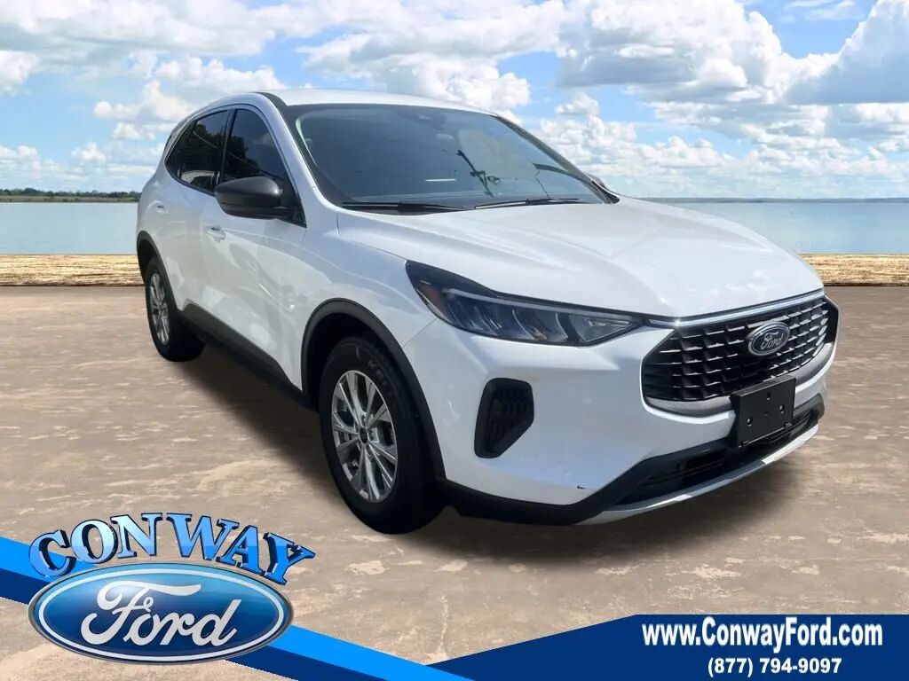 2023 Ford Escape Active — photo 1 of 7