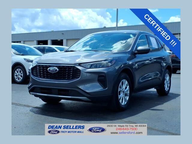2023 Ford Escape Active — photo 1 of 24
