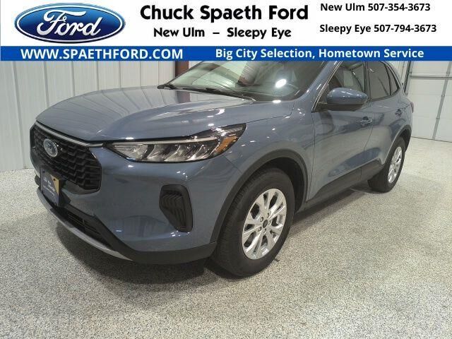 2024 Ford Escape Active — photo 1 of 25
