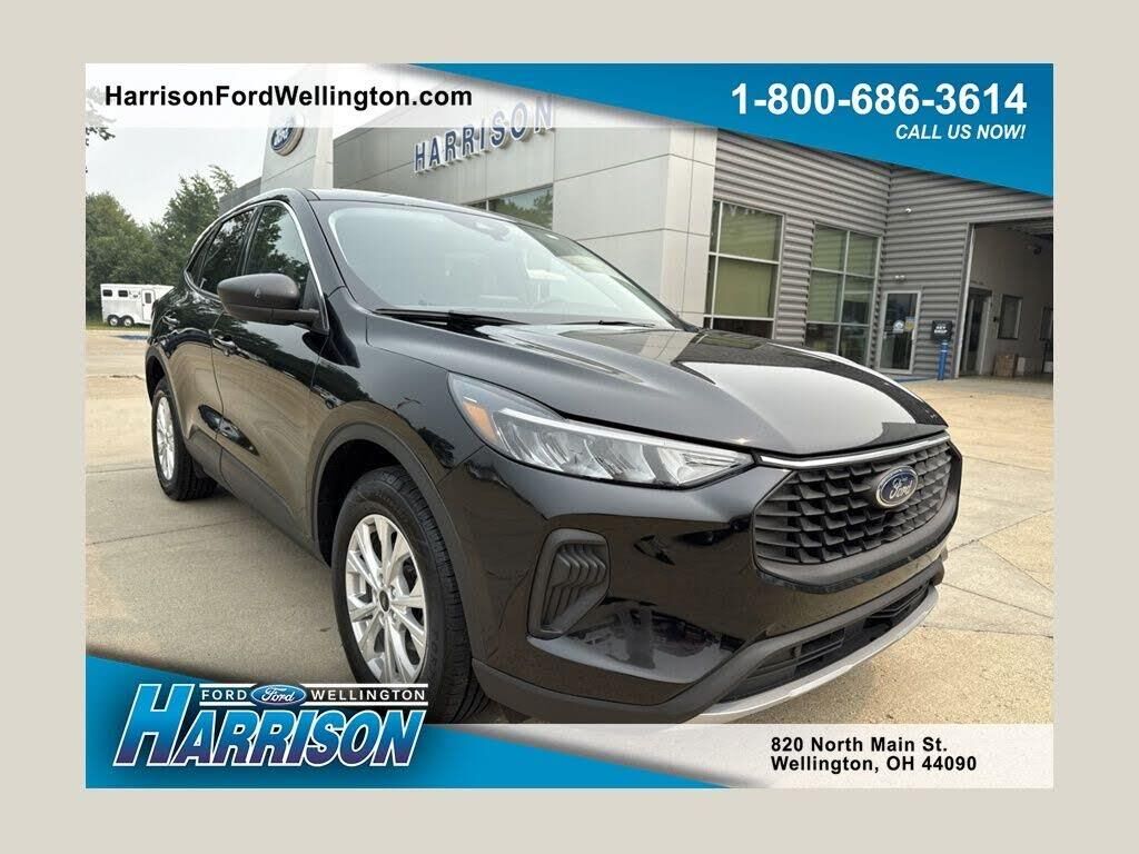 2023 Ford Escape Active — photo 1 of 1