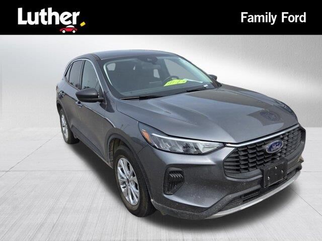 2024 Ford Escape Active — photo 1 of 39