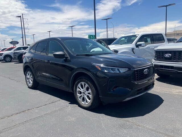 2025 Ford Escape Active — photo 1 of 27
