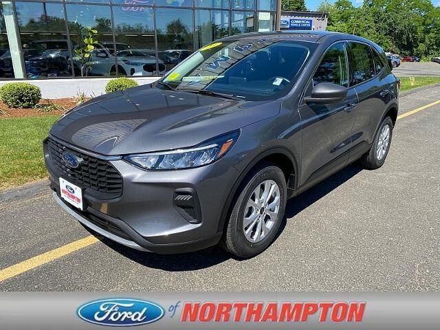2023 Ford Escape Active — photo 1 of 13
