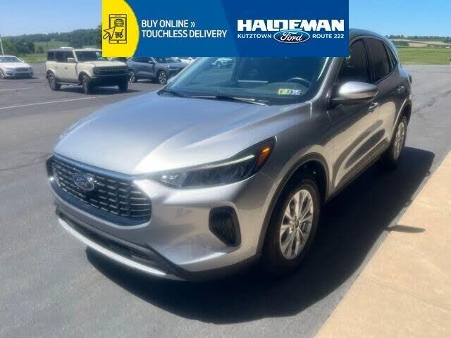 2023 Ford Escape Active — photo 1 of 15